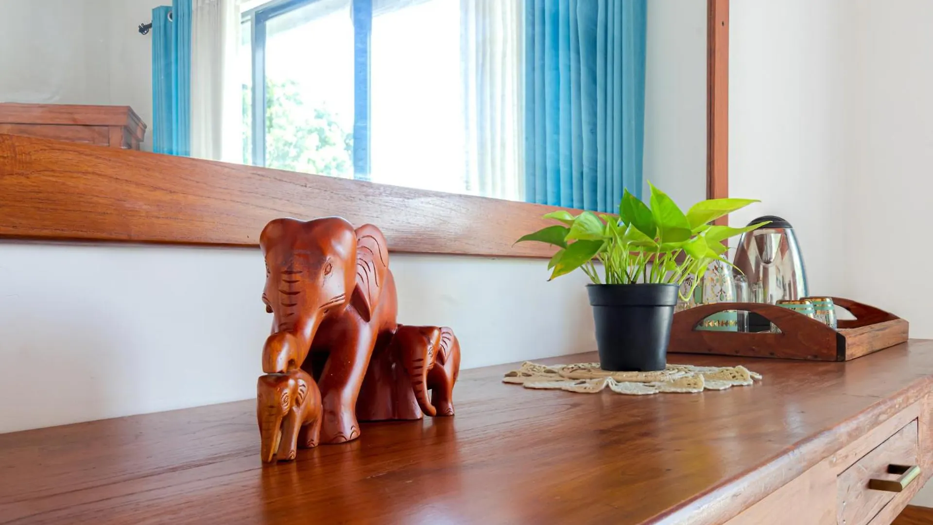 Homestay Serenity Paradise Bungalow Huduhumpola